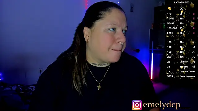 Snapshot of mariana_maze chatting on 03-18-26, 08:17 mariana maze online show from 03-18-26, 08:17