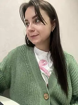 Snapshot of ellie_ssexy chatting on 02-13-25, 05:16 ellie ssexy online show from 02-13-25, 05:16