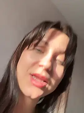 Snapshot of ellie_ssexy chatting on 03-13-25, 02:33 ellie ssexy online show from 03-13-25, 02:33