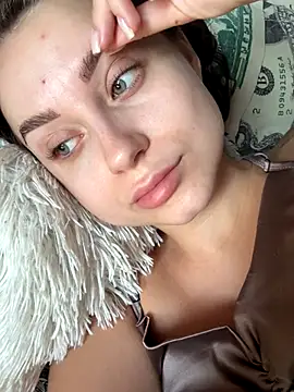 Snapshot of ellie_ssexy chatting on 09-25-25, 04:16 ellie ssexy online show from 09-25-25, 04:16