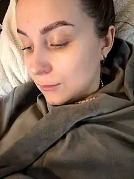 Snapshot of ellie_ssexy chatting on 10-05-25, 08:07 ellie ssexy online show from 10-05-25, 08:07