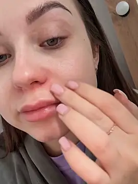 Snapshot of ellie_ssexy chatting on 11-07-25, 05:07 ellie ssexy online show from 11-07-25, 05:07