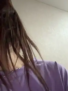 Snapshot of ellie_ssexy chatting on 11-15-25, 09:11 ellie ssexy online show from 11-15-25, 09:11