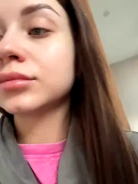 Snapshot of ellie_ssexy chatting on 11-21-25, 05:17 ellie ssexy online show from 11-21-25, 05:17