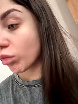 Snapshot of ellie_ssexy chatting on 11-24-25, 05:40 ellie ssexy online show from 11-24-25, 05:40