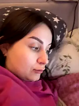 Snapshot of ellie_ssexy chatting on 12-16-25, 08:58 ellie ssexy online show from 12-16-25, 08:58