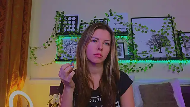 Real Tini online show from 01-14-25, 12:56