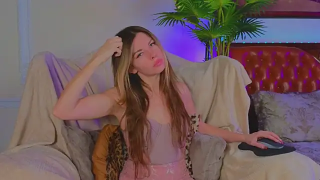 Real Tini online show from 02-22-25, 01:13