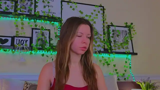 Real Tini online show from 03-05-25, 06:12