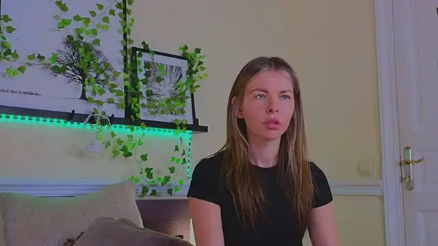 Real Tini online show from 03-14-25, 01:13