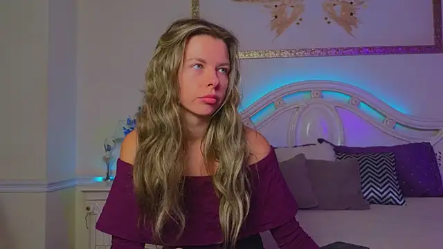 Real Tini online show from 10-13-25, 11:54