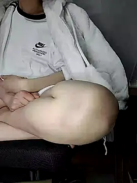 Snapshot of _Vitamin_Sex_ chatting on 01-08-25, 05:59 Vitamin Sex online show from 01-08-25, 05:59