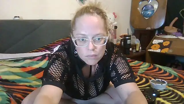 Toybox13 Pika online show from 11-24-25, 09:47