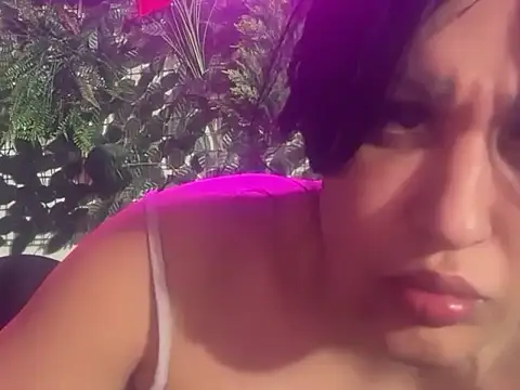 Snapshot of BareSlut6666LA chatting on 11-04-25, 07:02 BareSlut6666LA online show from 11-04-25, 07:02