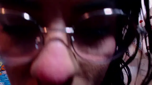 Snapshot of Aliice_Doll chatting on 01-16-25, 07:10 Aliice Doll online show from 01-16-25, 07:10