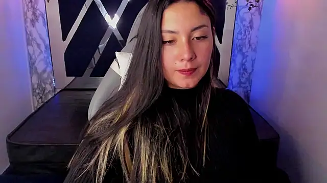 Lia 14  online show from 01-17-25, 05:30