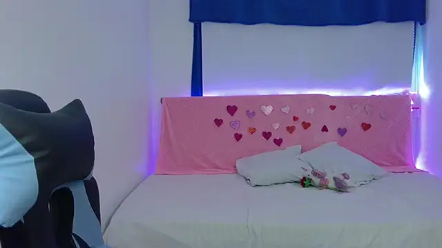 Lia 14  online show from 02-22-25, 05:24