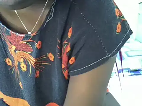 Snapshot of cindy_mia chatting on 02-25-25, 04:03 cindy mia online show from 02-25-25, 04:03