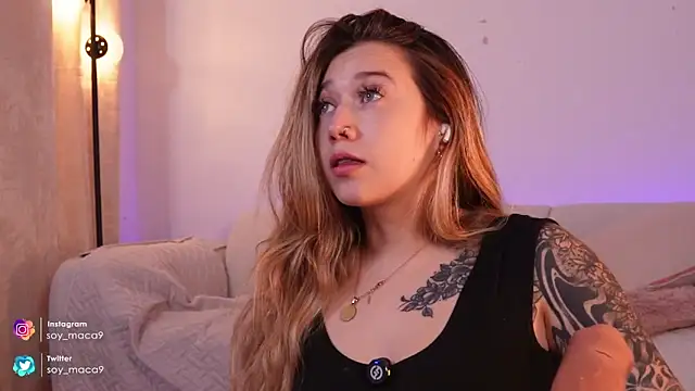 lilith gray9 online show from 12-20-25, 04:19