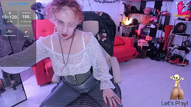 GinaMiracle online show from 11-14-25, 04:22