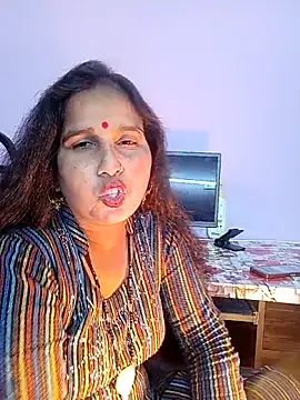 reemacouple007 online show from 02-10-26, 07:45