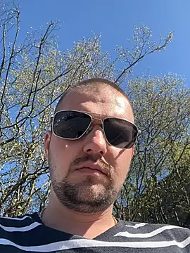 freenki41 online show from 04-08-26, 01:33