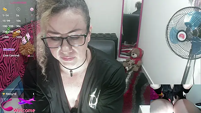 ViickySexy online show from 11-03-25, 07:48