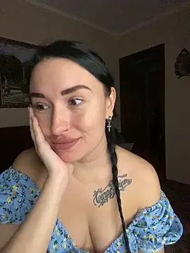 Roxana Bell online show from 03-04-26, 02:34