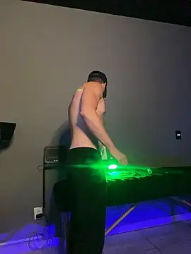 MachineDien online show from 12-14-25, 02:11