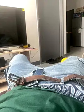 liluxxx32 online show from 12-01-25, 11:48