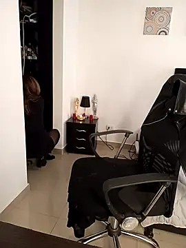 Snapshot of tata_laima__ chatting on 01-20-25, 05:16 tata laima online show from 01-20-25, 05:16