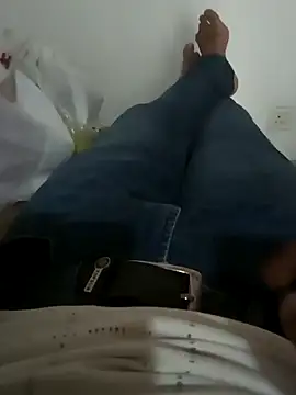 Snapshot of yours_smp chatting on 12-25-24, 11:11 yours smp online show from 12-25-24, 11:11