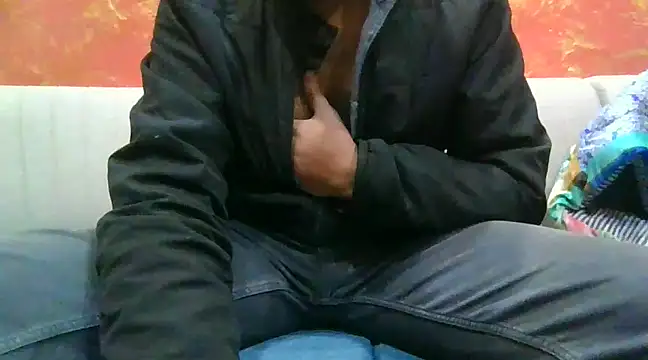 Snapshot of yours_smp chatting on 01-24-25, 04:39 yours smp online show from 01-24-25, 04:39