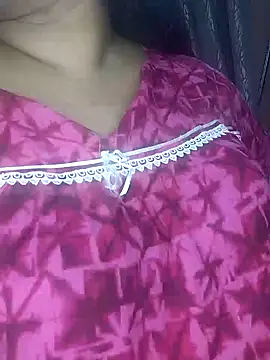 Snapshot of Ravina_patil1 chatting on 01-09-25, 10:31 Ravina patil1 online show from 01-09-25, 10:31