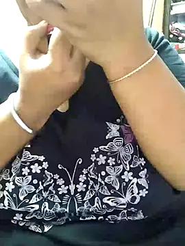 Snapshot of Ravina_patil1 chatting on 01-10-25, 09:13 Ravina patil1 online show from 01-10-25, 09:13