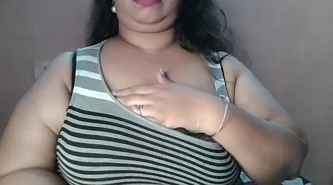 Snapshot of Ravina_patil1 chatting on 01-11-25, 09:57 Ravina patil1 online show from 01-11-25, 09:57