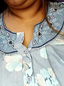 Ravina patil1 online show from 11-03-25, 07:26