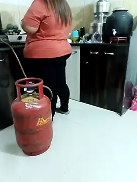 Ravina patil1 online show from 11-13-25, 06:29