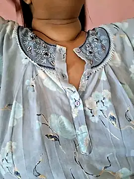 Ravina patil1 online show from 04-22-26, 05:32