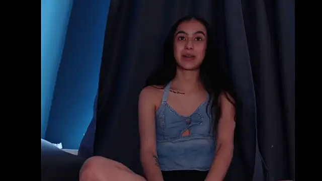 Snapshot of ValeryBaker_ chatting on 10-07-25, 12:24 ValeryBaker  online show from 10-07-25, 12:24