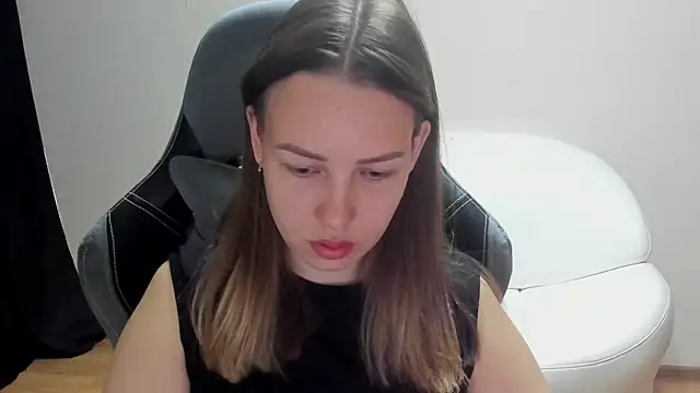 Mia shy1 online show from 06-05-26, 05:25
