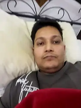 Snapshot of daddylove87 chatting on 01-11-26, 01:16 daddylove87 online show from 01-11-26, 01:16