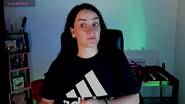 sara goodgirl13 online show from 09-21-25, 03:24