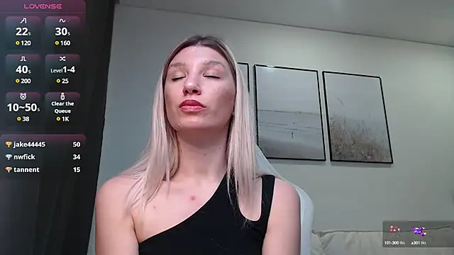 Snapshot of Linaa_Land chatting on 12-09-24, 12:40 Linaa Land online show from 12-09-24, 12:40