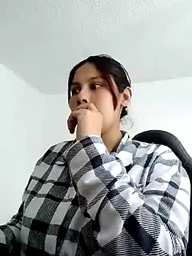 Snapshot of Ashley_A chatting on 02-02-25, 12:35 Ashley A online show from 02-02-25, 12:35