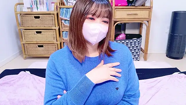 Snapshot of Megu_Melon chatting on 06-09-26, 12:28 Megu Melon online show from 06-09-26, 12:28