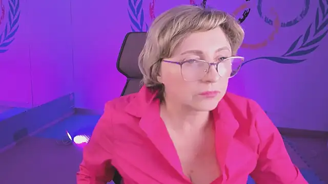 sugar vivien online show from 01-05-25, 04:27