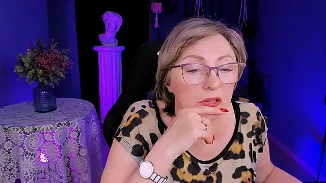 sugar vivien online show from 01-15-25, 12:15