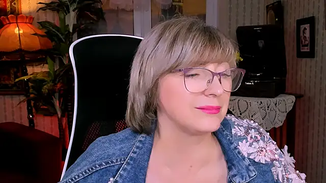 sugar vivien online show from 01-18-25, 12:15