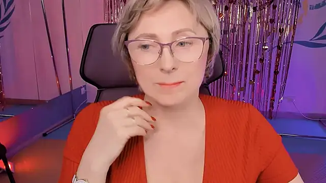 sugar vivien online show from 02-28-25, 04:20